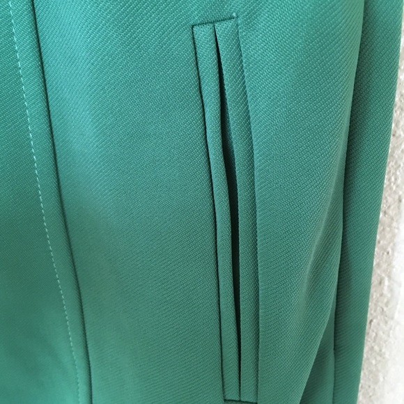 Green pencil skirt - Picture 2 of 4